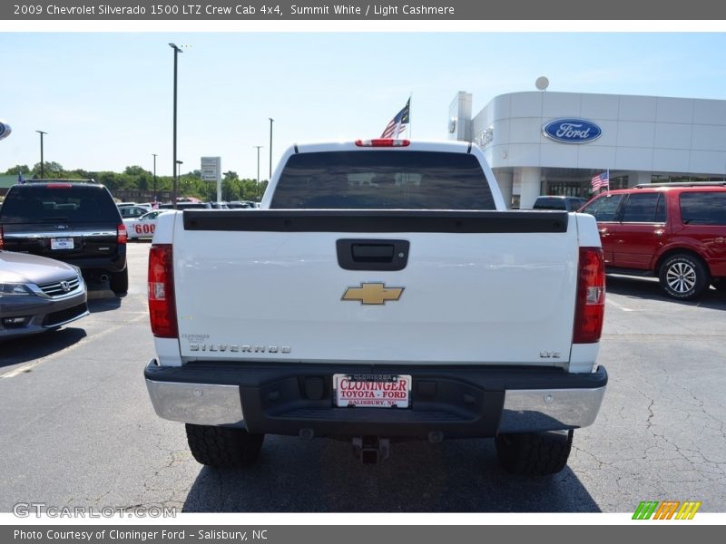 Summit White / Light Cashmere 2009 Chevrolet Silverado 1500 LTZ Crew Cab 4x4