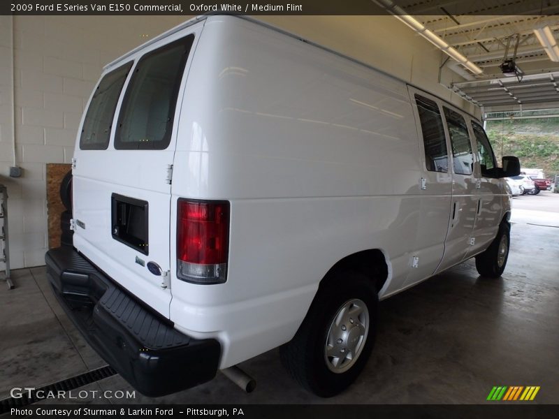 Oxford White / Medium Flint 2009 Ford E Series Van E150 Commercial
