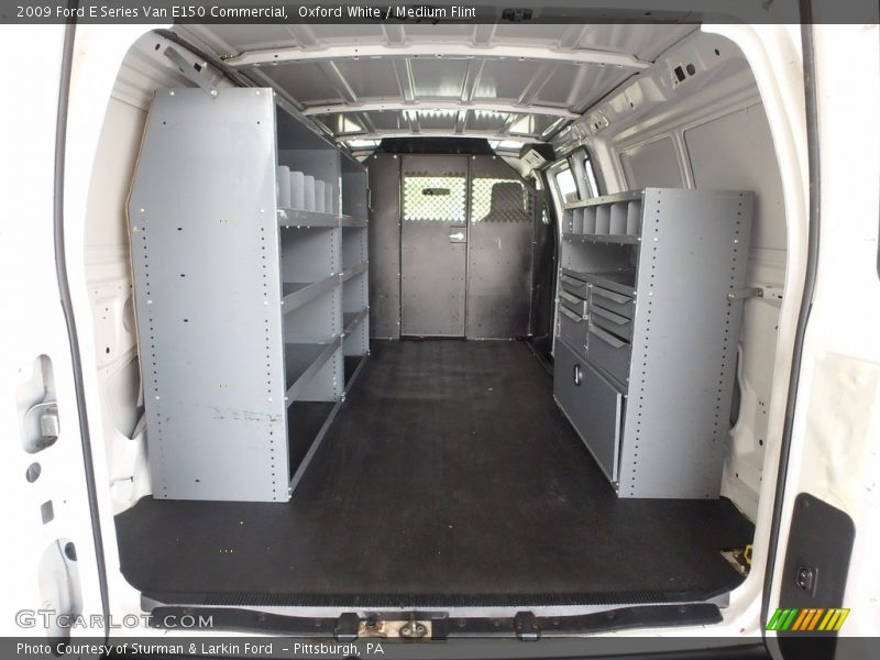 Oxford White / Medium Flint 2009 Ford E Series Van E150 Commercial