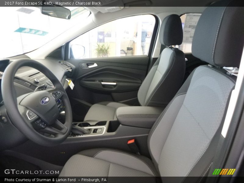 Magnetic / Charcoal Black 2017 Ford Escape SE 4WD