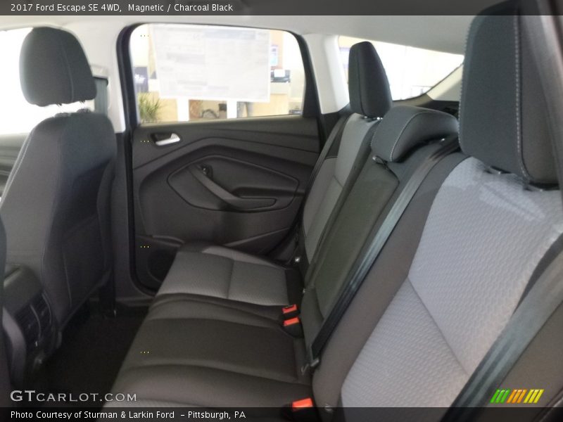Magnetic / Charcoal Black 2017 Ford Escape SE 4WD