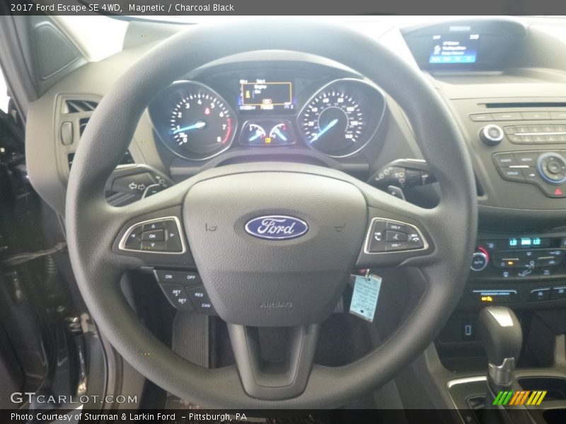 Magnetic / Charcoal Black 2017 Ford Escape SE 4WD