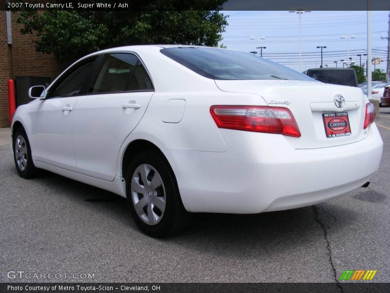 Super White / Ash 2007 Toyota Camry LE
