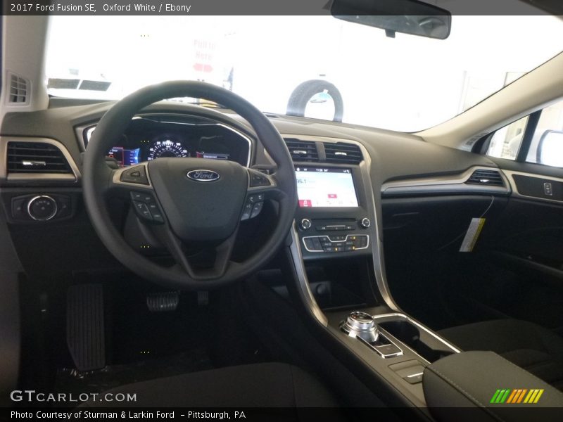 Oxford White / Ebony 2017 Ford Fusion SE