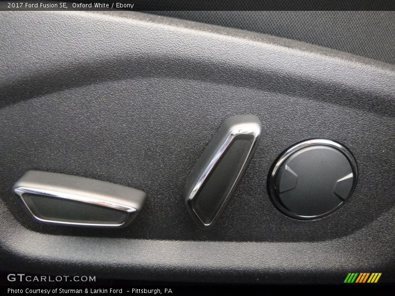Oxford White / Ebony 2017 Ford Fusion SE
