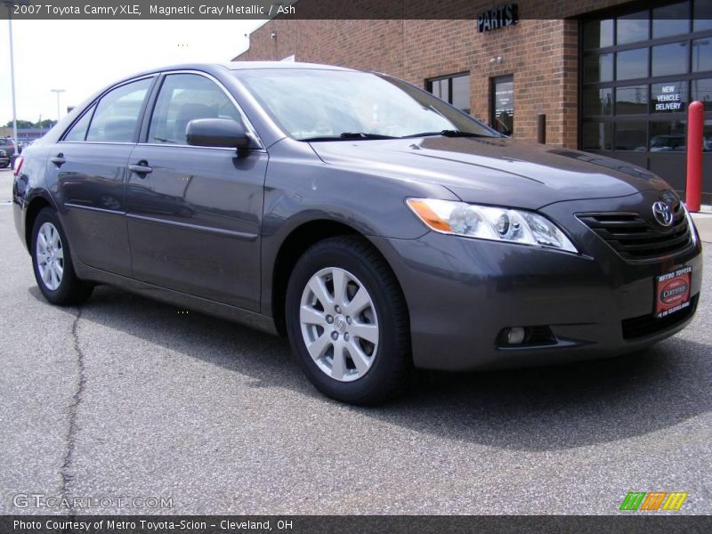 Magnetic Gray Metallic / Ash 2007 Toyota Camry XLE
