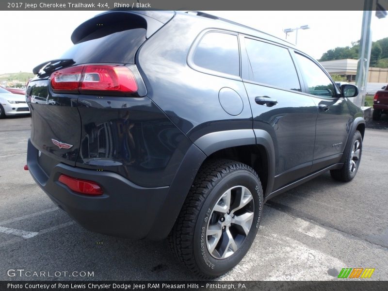 Rhino / Black 2017 Jeep Cherokee Trailhawk 4x4