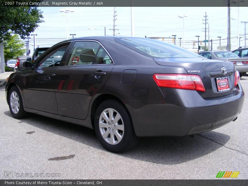 Magnetic Gray Metallic / Ash 2007 Toyota Camry XLE