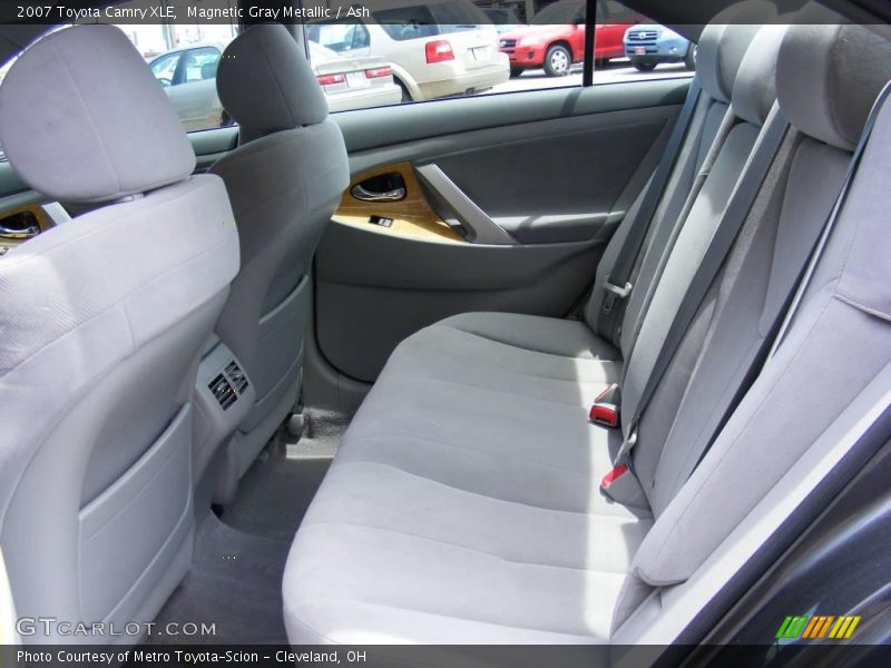 Magnetic Gray Metallic / Ash 2007 Toyota Camry XLE