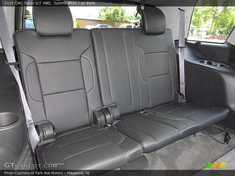 Summit White / Jet Black 2015 GMC Yukon SLT 4WD