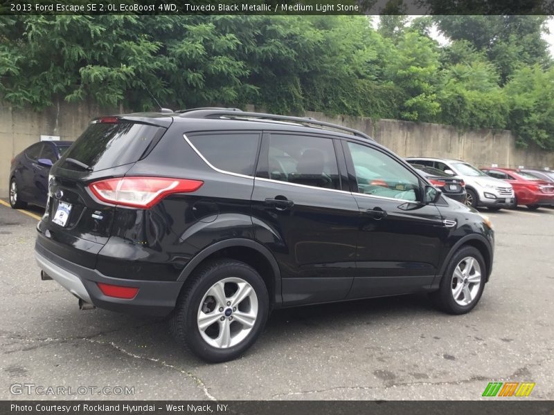 Tuxedo Black Metallic / Medium Light Stone 2013 Ford Escape SE 2.0L EcoBoost 4WD