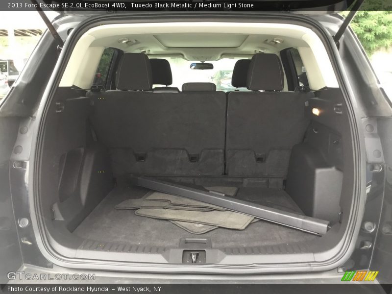 Tuxedo Black Metallic / Medium Light Stone 2013 Ford Escape SE 2.0L EcoBoost 4WD