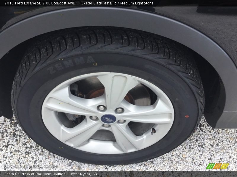 Tuxedo Black Metallic / Medium Light Stone 2013 Ford Escape SE 2.0L EcoBoost 4WD