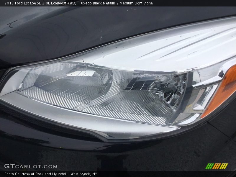 Tuxedo Black Metallic / Medium Light Stone 2013 Ford Escape SE 2.0L EcoBoost 4WD