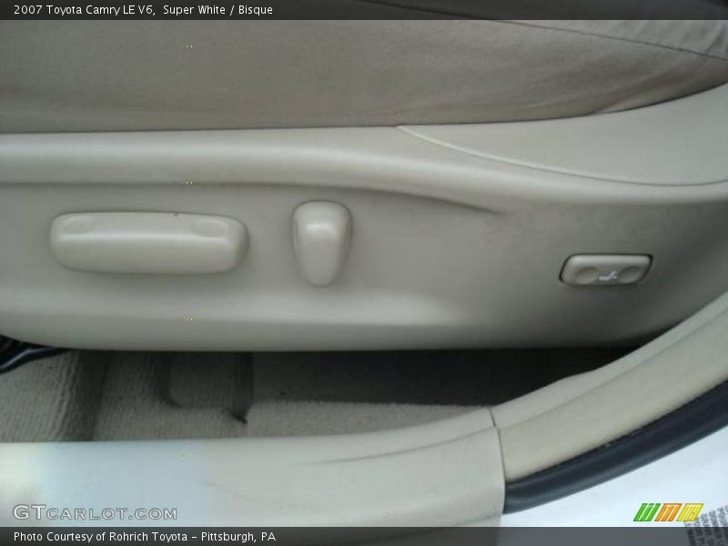Super White / Bisque 2007 Toyota Camry LE V6