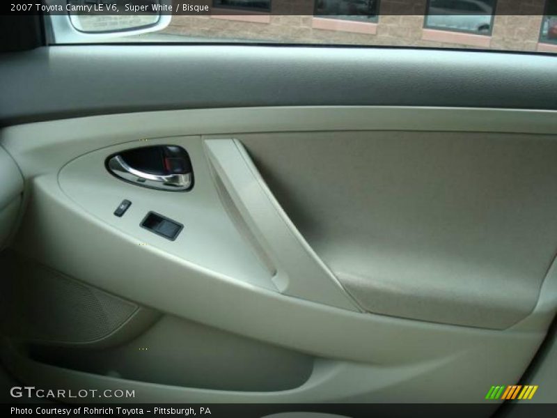 Super White / Bisque 2007 Toyota Camry LE V6