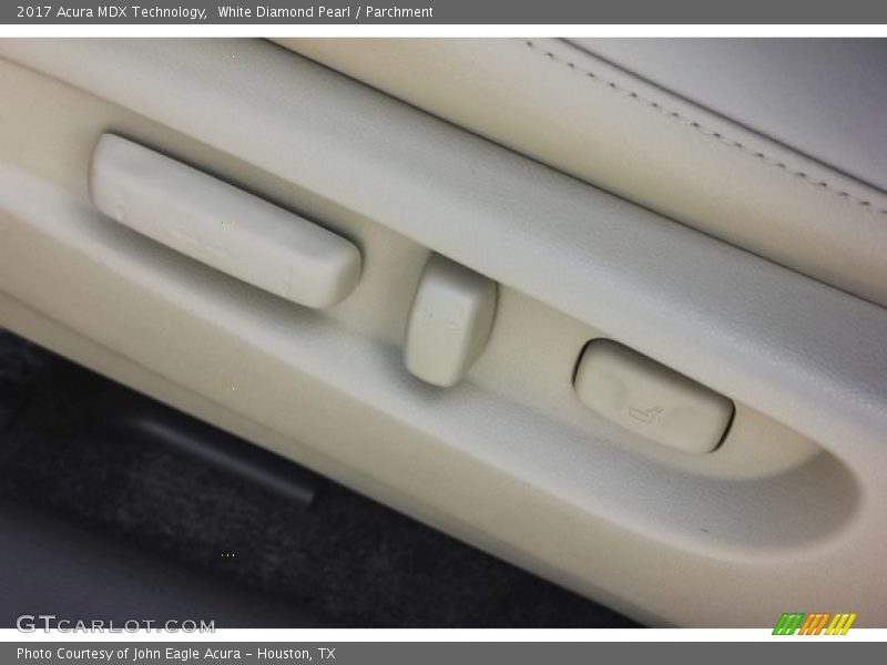 White Diamond Pearl / Parchment 2017 Acura MDX Technology