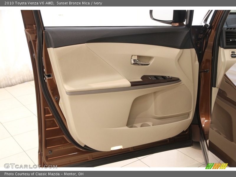 Sunset Bronze Mica / Ivory 2010 Toyota Venza V6 AWD
