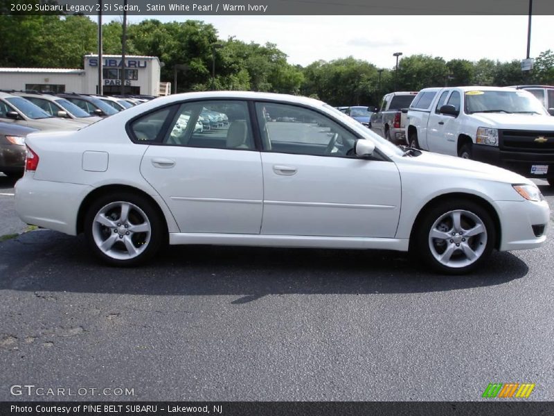 Satin White Pearl / Warm Ivory 2009 Subaru Legacy 2.5i Sedan