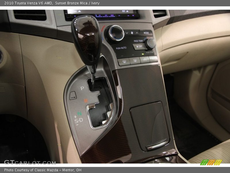 Sunset Bronze Mica / Ivory 2010 Toyota Venza V6 AWD