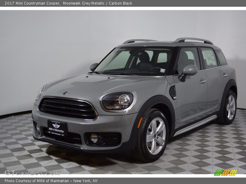 Moonwalk Grey Metallic / Carbon Black 2017 Mini Countryman Cooper