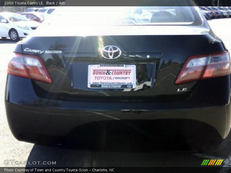 Black / Ash 2009 Toyota Camry LE