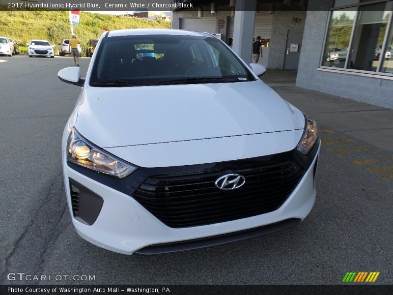 Ceramic White / Charcoal Black 2017 Hyundai Ioniq Hybrid Blue