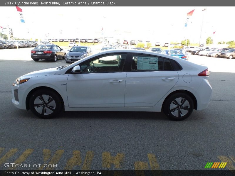 Ceramic White / Charcoal Black 2017 Hyundai Ioniq Hybrid Blue