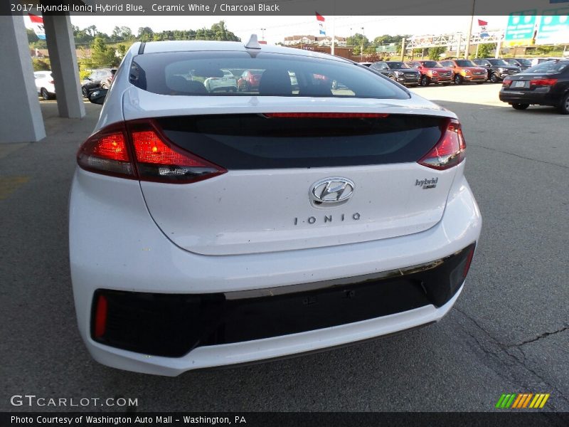 Ceramic White / Charcoal Black 2017 Hyundai Ioniq Hybrid Blue