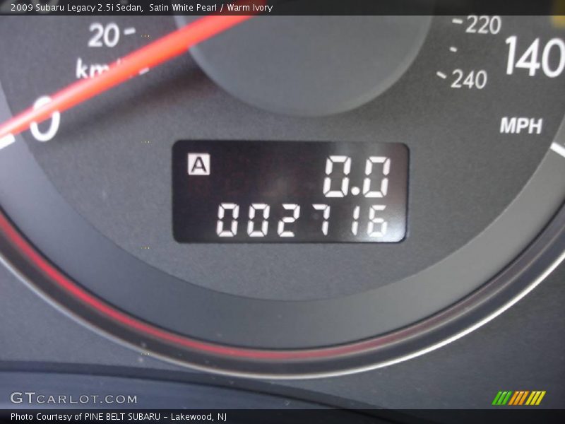 Satin White Pearl / Warm Ivory 2009 Subaru Legacy 2.5i Sedan