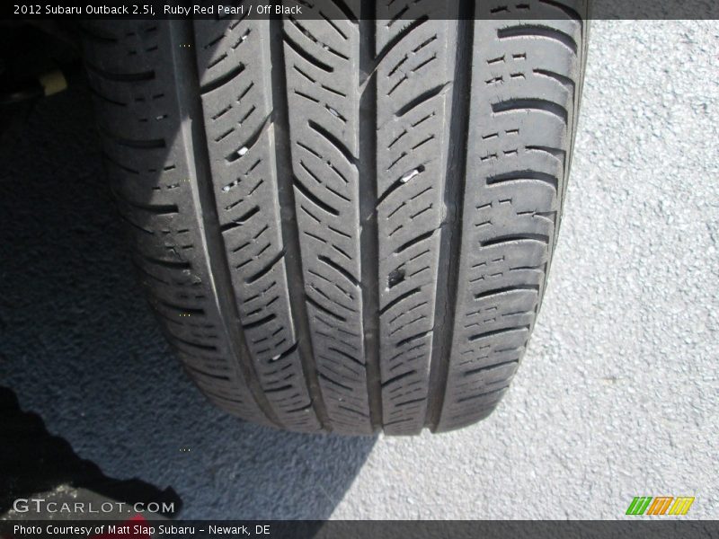 Ruby Red Pearl / Off Black 2012 Subaru Outback 2.5i
