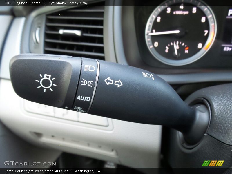 Symphony Silver / Gray 2018 Hyundai Sonata SE