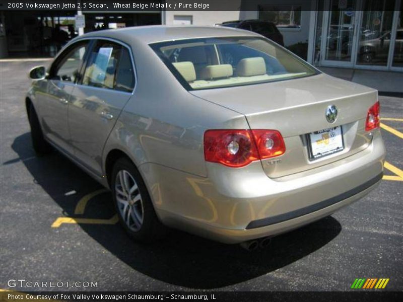 Wheat Beige Metallic / Pure Beige 2005 Volkswagen Jetta 2.5 Sedan