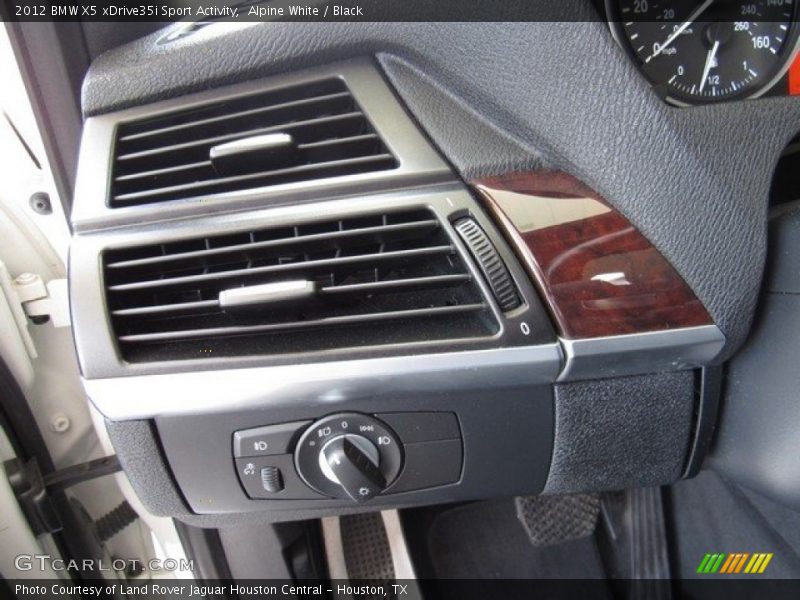 Alpine White / Black 2012 BMW X5 xDrive35i Sport Activity