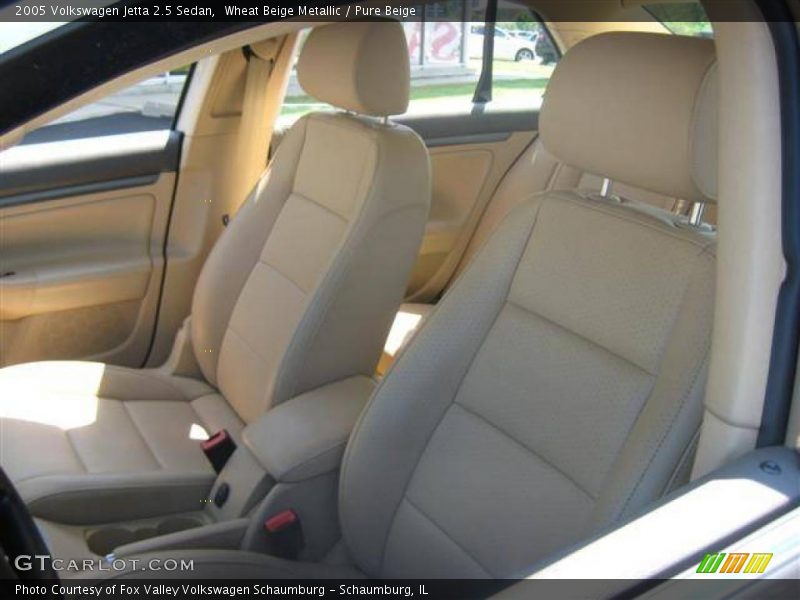 Wheat Beige Metallic / Pure Beige 2005 Volkswagen Jetta 2.5 Sedan
