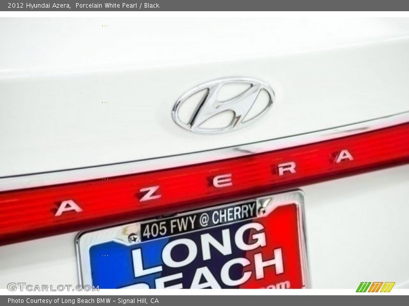 Porcelain White Pearl / Black 2012 Hyundai Azera