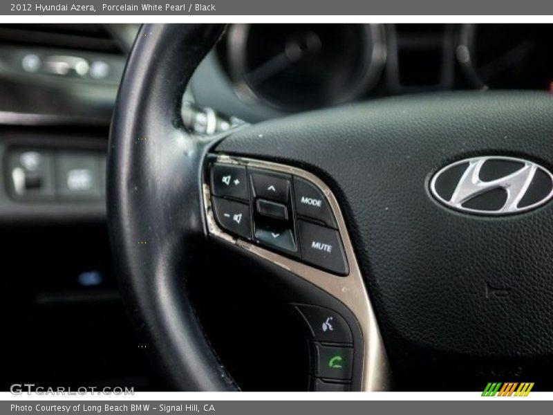 Porcelain White Pearl / Black 2012 Hyundai Azera