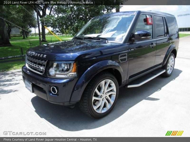 Loire Blue Metallic / Almond/Arabica 2016 Land Rover LR4 HSE