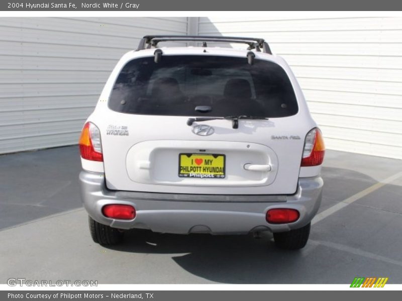 Nordic White / Gray 2004 Hyundai Santa Fe