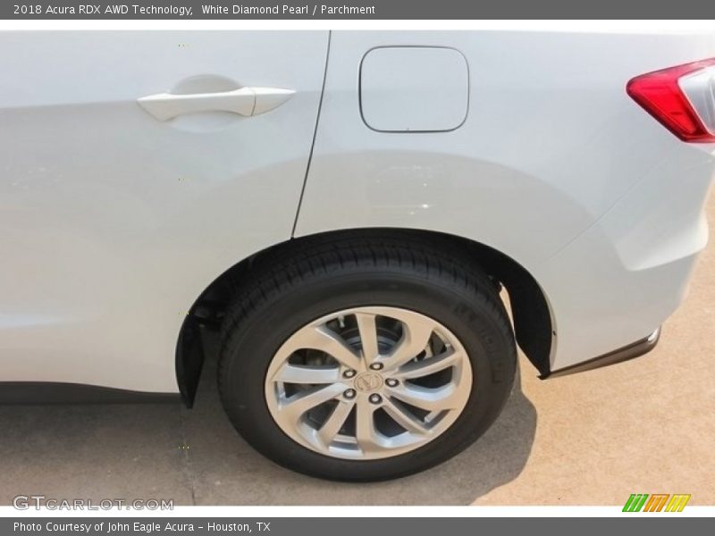 White Diamond Pearl / Parchment 2018 Acura RDX AWD Technology