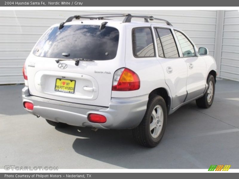 Nordic White / Gray 2004 Hyundai Santa Fe