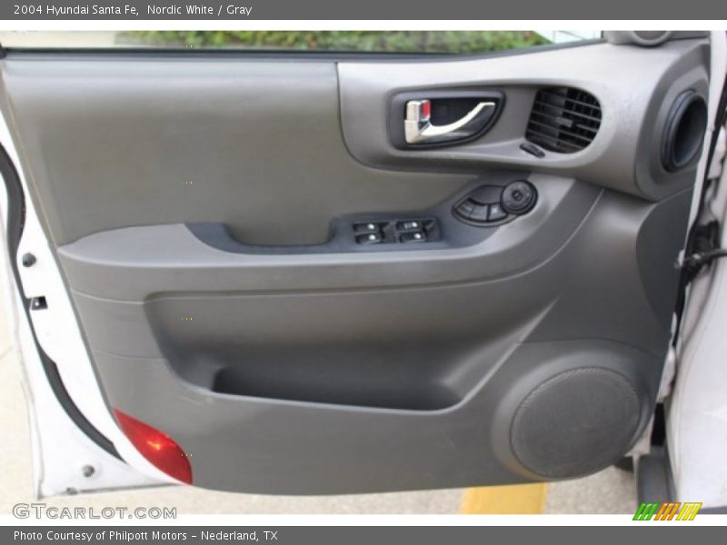 Nordic White / Gray 2004 Hyundai Santa Fe