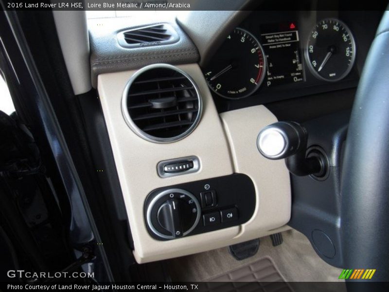 Loire Blue Metallic / Almond/Arabica 2016 Land Rover LR4 HSE