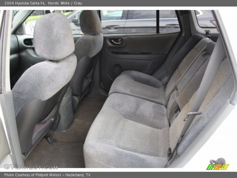 Nordic White / Gray 2004 Hyundai Santa Fe
