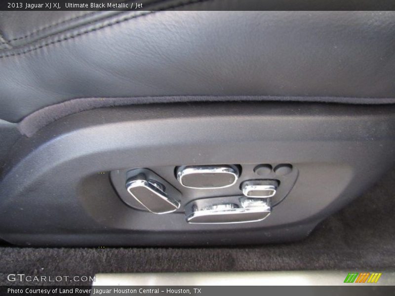 Ultimate Black Metallic / Jet 2013 Jaguar XJ XJ