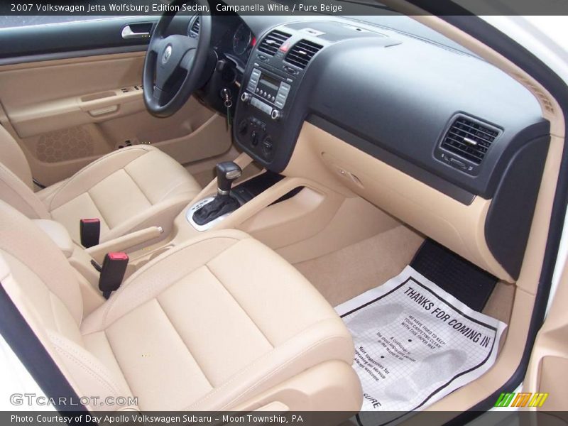 Campanella White / Pure Beige 2007 Volkswagen Jetta Wolfsburg Edition Sedan