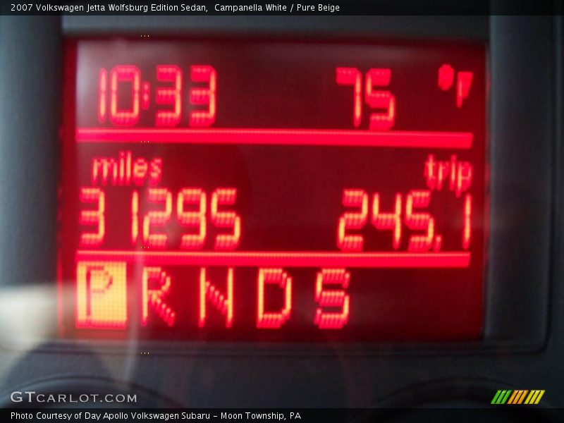 Campanella White / Pure Beige 2007 Volkswagen Jetta Wolfsburg Edition Sedan