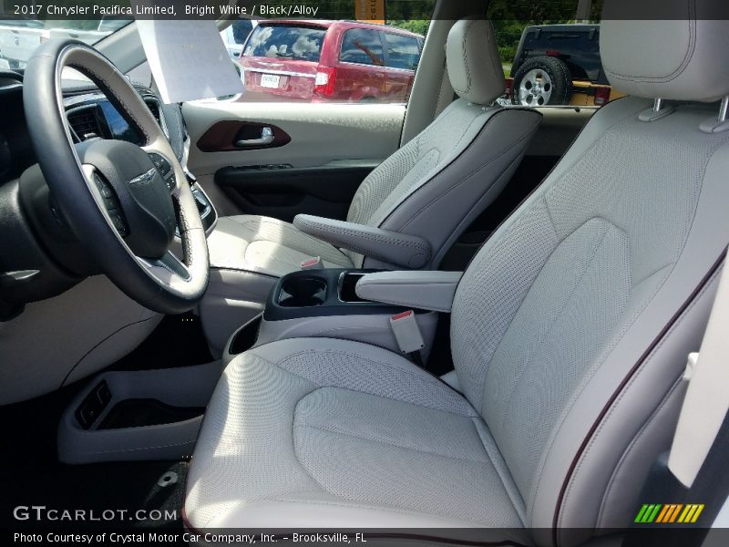 Bright White / Black/Alloy 2017 Chrysler Pacifica Limited