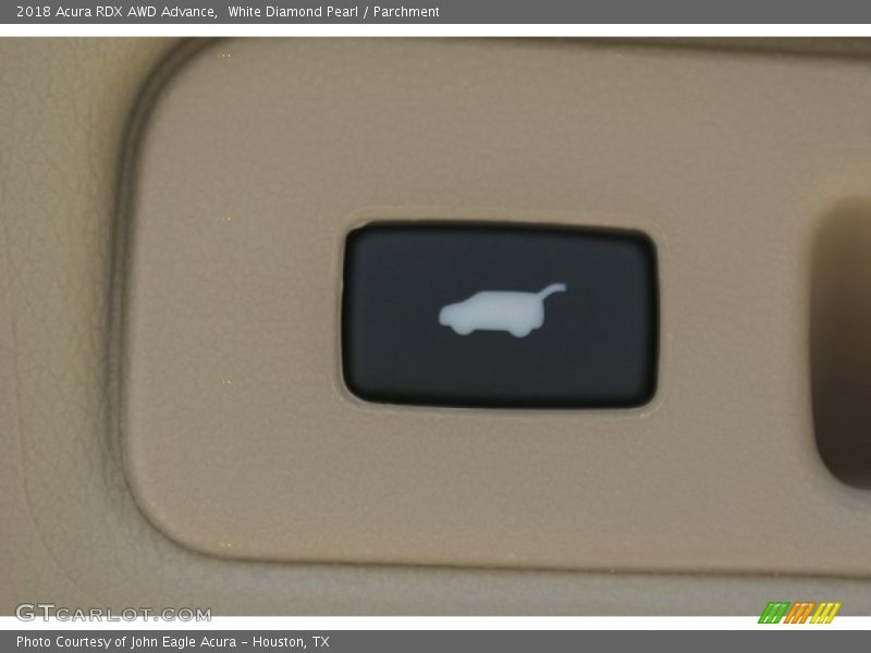 White Diamond Pearl / Parchment 2018 Acura RDX AWD Advance