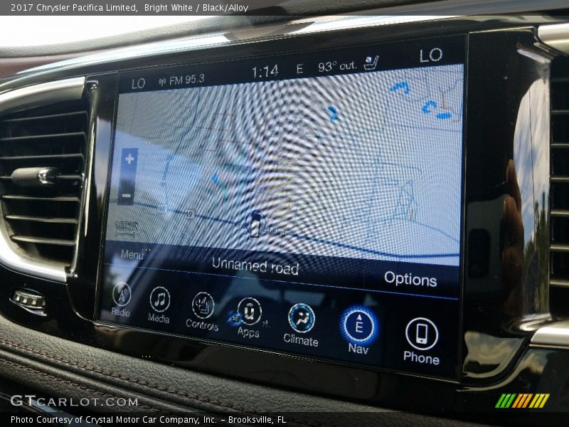 Bright White / Black/Alloy 2017 Chrysler Pacifica Limited